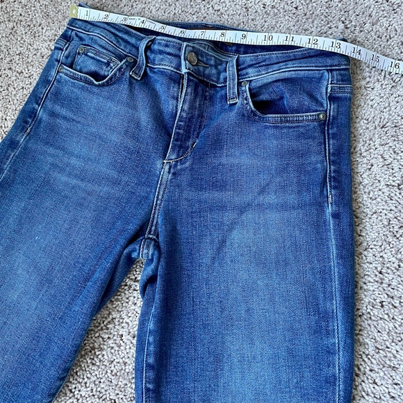 ❌SOLD❌ {Joe’s Jeans} Skinny Ankle Jeans - Picture 5 of 9